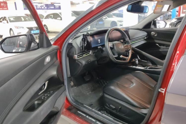 Used Hyundai Elantra 2021 1.5L CVT TOP Flagship Edition Driver Seat