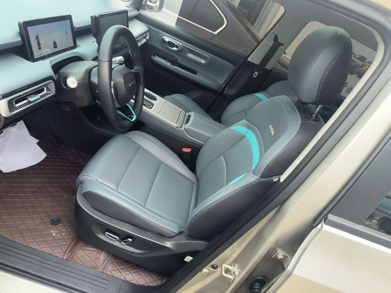 Used AION Y 2023 Plus 510 Smart Edition — 14