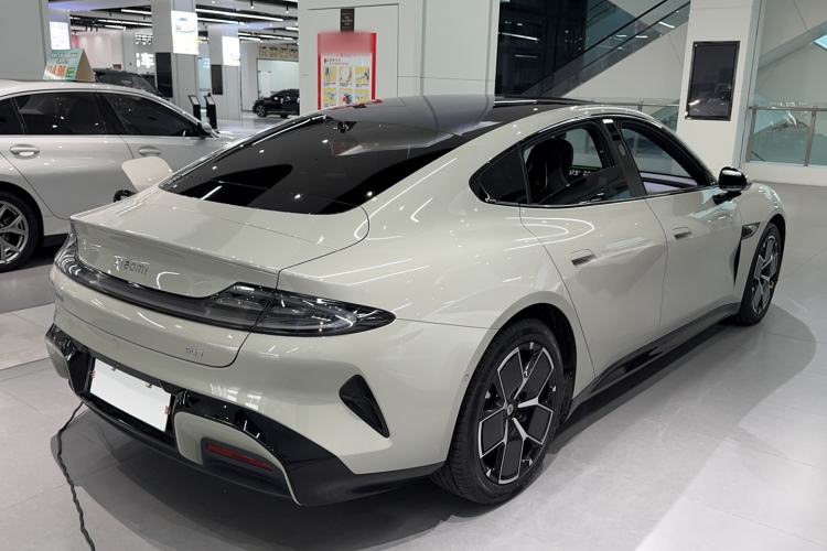 Used Xiaomi Auto SU7 2024 Rear-Drive Standard Founder Edition Rear Right 45 Deg