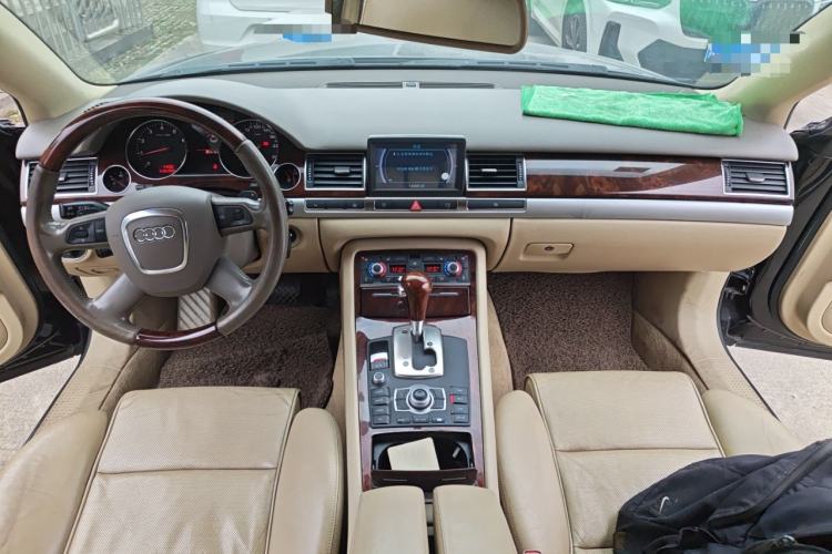 Used Audi A8 2007 A8L 3.2 FSI Luxury Model Center Console