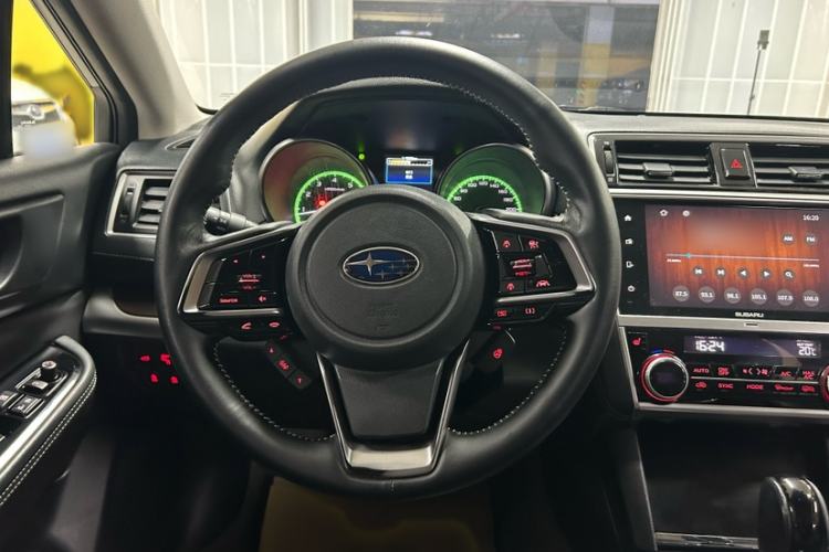 Used Subaru Outback 2018 2.5i Luxury Navigation Edition with EyeSight
