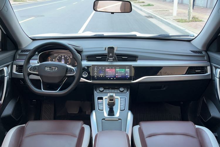 Used Geely Auto Emgrand X7 Sport 2022 1.8TD DCT Zhiya Trim