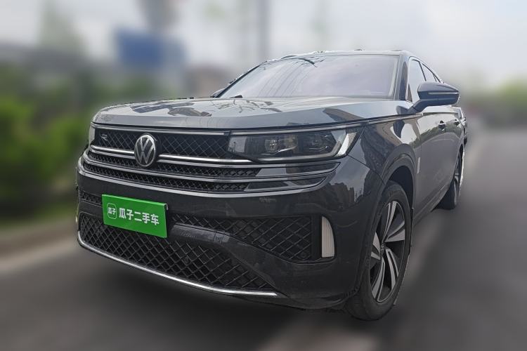 Used Volkswagen Tavendor 2024 380TSI All-Wheel-Drive R-Line Cruise Premium Edition