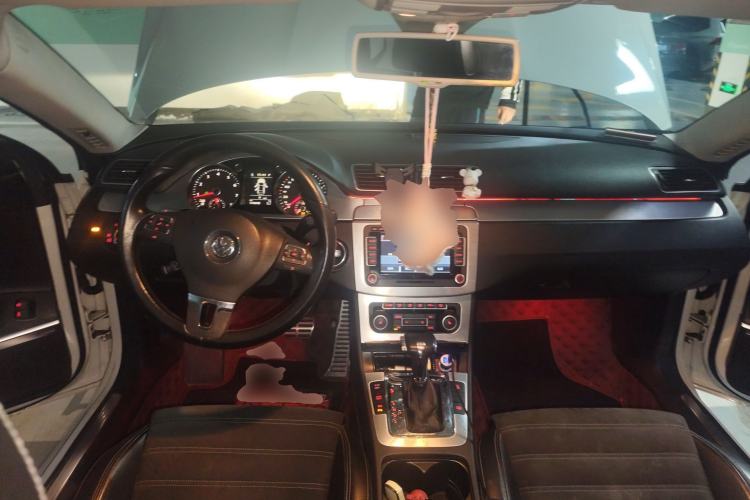 Used Volkswagen FAW-Volkswagen CC 2010 2.0 TSI Ultimate Edition Center Console