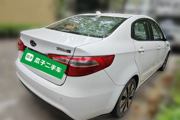 Used Kia K2 2011 Sedan 1.6L Automatic Transmission Premium Rear Right 45 Deg