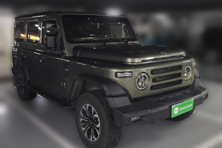 Used 212 T01 2024 2.0T Explorer
