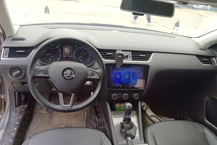 Used Skoda Octavia 2017 1.6L Automatic Smart Drive Edition
