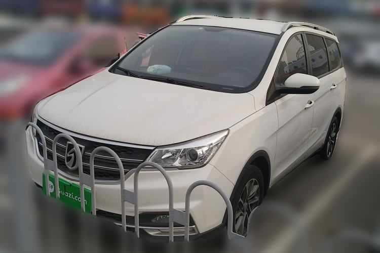 Used Baojun 730 2019 1.5L Manual Fashion Model 7-seater National V