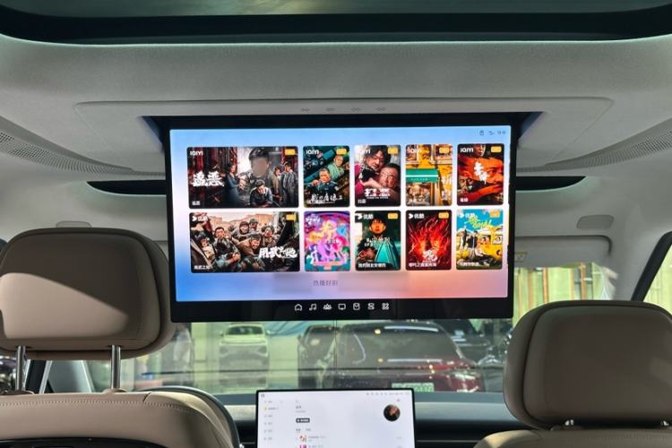 Used XPeng X9 2025 740 Ultra-Long Range Max Interior 4