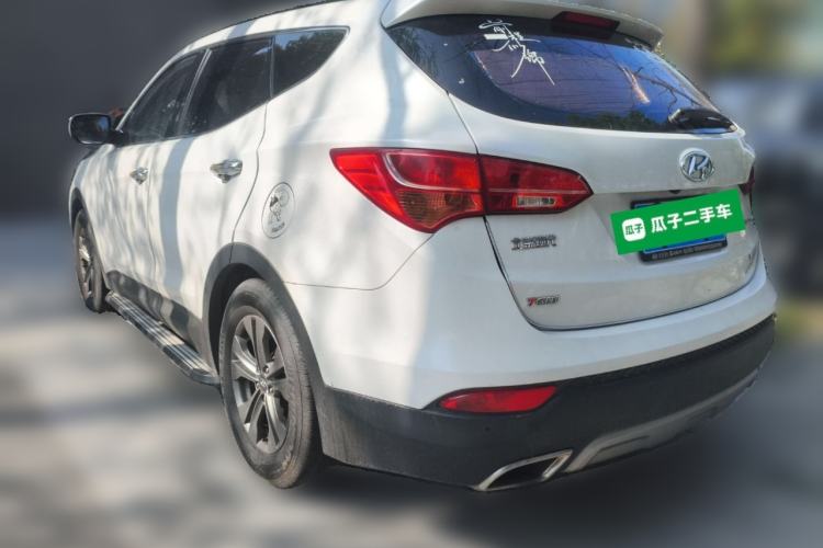 Used Hyundai Santa Fe 2015 2.0T Automatic Two-Wheel Drive Smart Version 5 Seats