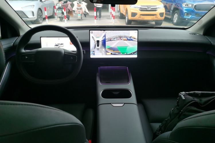 Used Nissan N6 2026 Model 180 Max Center Console