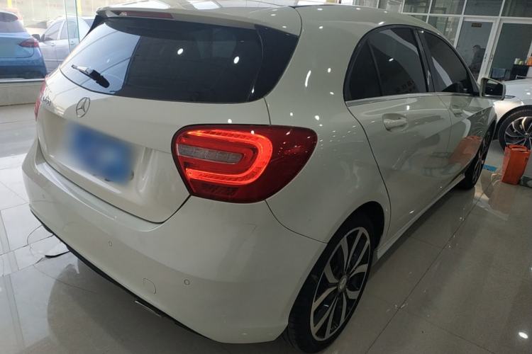 Used Mercedes-Benz A-Class (Import) 2015 A 200 Fashion Model