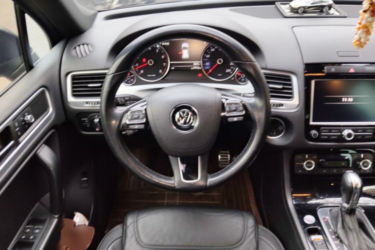 Used Volkswagen Touareg 2013 3.0 TSI X 10th Anniversary Limited Edition

