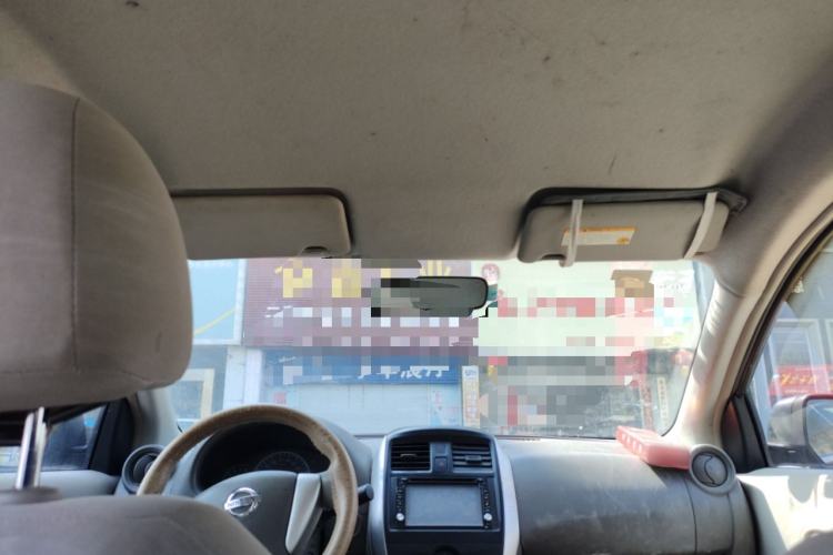 Used Nissan Sunny 2014 1.5XE Manual Elite Edition Headliner