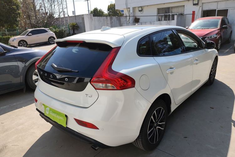Used Volvo V40 2017 T3 Zhiyi Edition