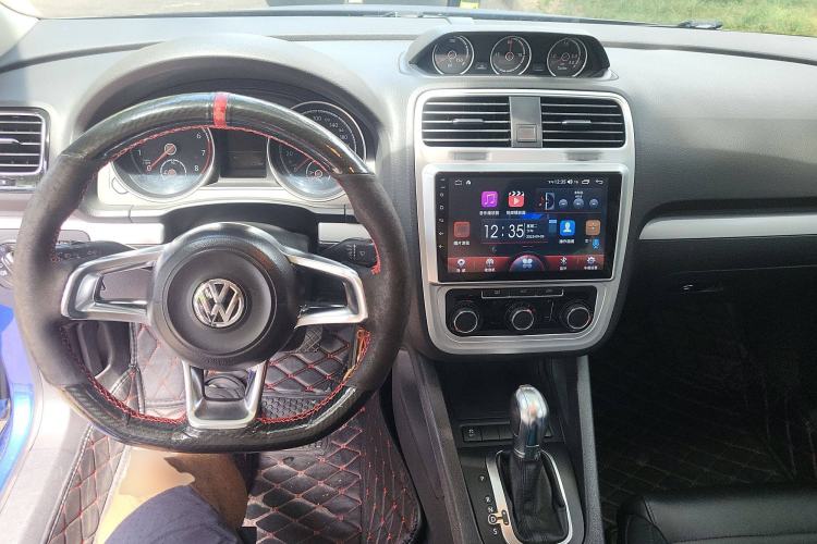 Used Volkswagen Scirocco 2014 1.4 TSI Competition Edition Center Console