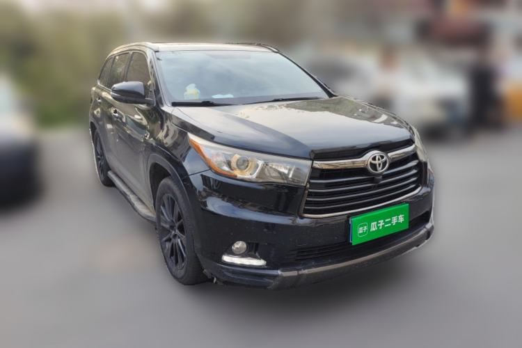 Used Toyota Highlander 2017 2.0T Four-Wheel Drive Black Edition Limited Model
