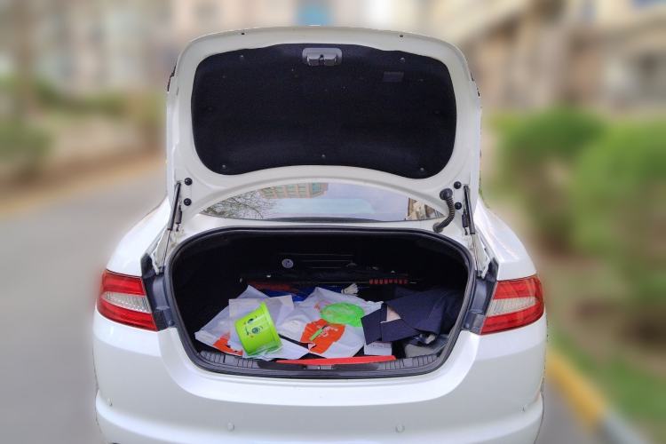 Used Jaguar XF 2014 XF 2.0T Luxury Edition
