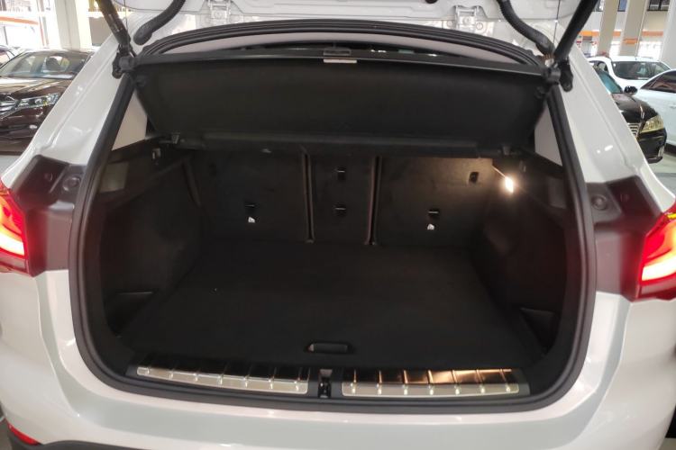 Used BMW X1 2020 sDrive25Li Leading Model
