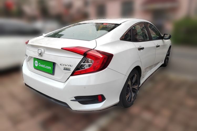 Used Honda Civic 2016 220TURBO CVT Prestige Edition
