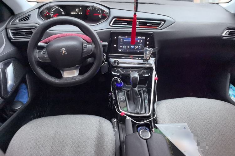 Used Peugeot 308 2016 1.6L Automatic Luxury Edition

