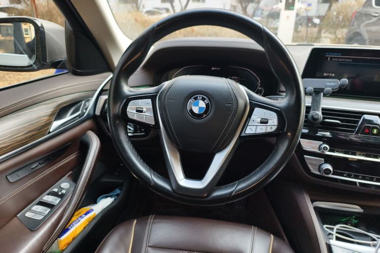 Used BMW 5 Series New Energy 2020 Mileage Upgrade Version 530Le Luxury Package
