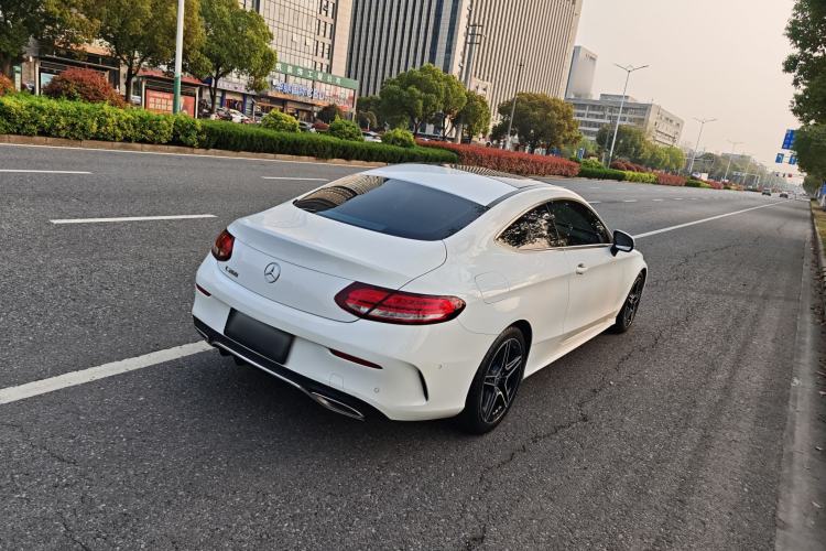 Used Mercedes-Benz C-Class 2020 C 260 Coupe Exterior 4
