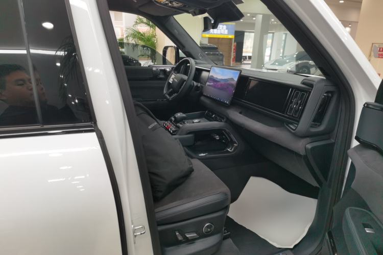 Used Formula Leopard Leopard 5 2023 Cloud Ride Flagship Edition
