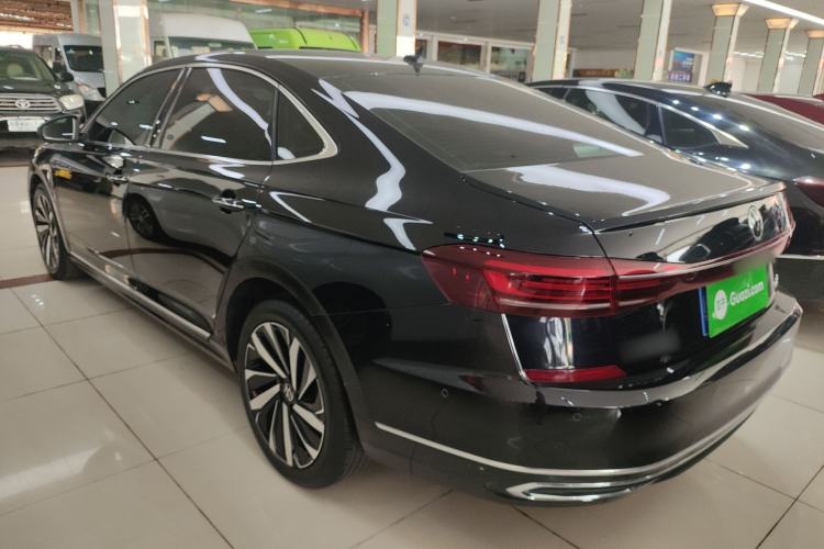 Used Volkswagen Passat 2023 Facelift 330TSI Luxury Edition