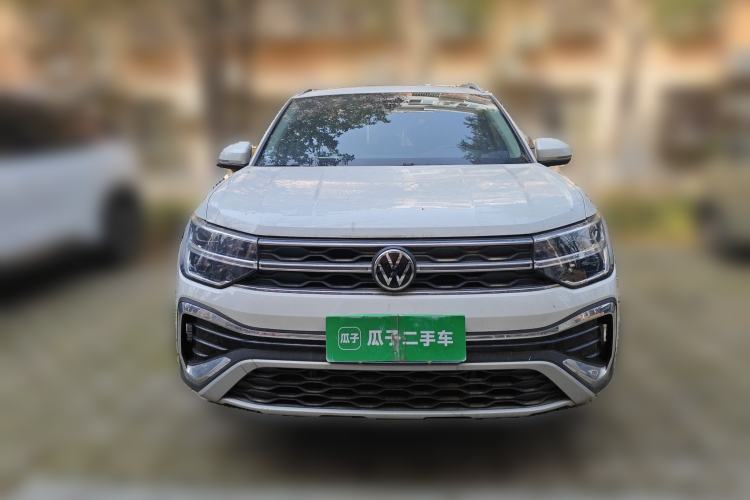 Used Volkswagen Tharu 2023 300TSI Two-Wheel-Drive Full Moon Edition Front