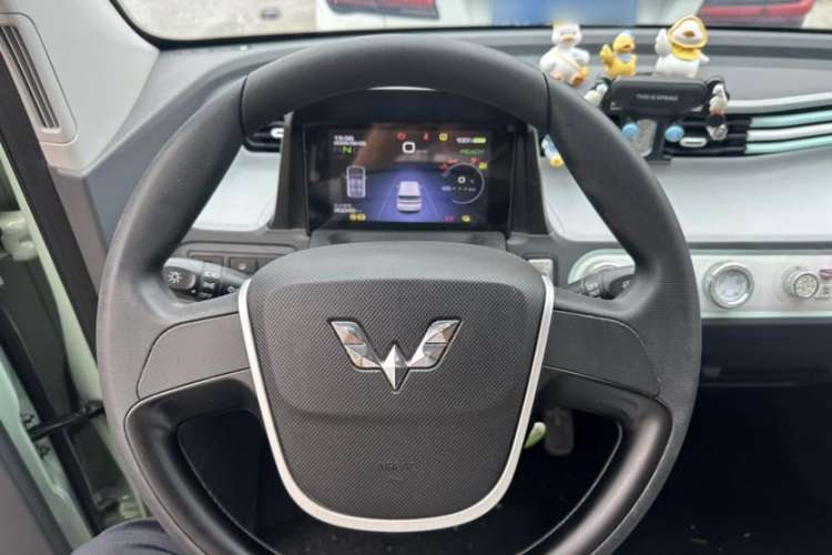 Used Wuling Hongguang MINIEV 2021 Macaron Premium Model – Lithium Iron Phosphate