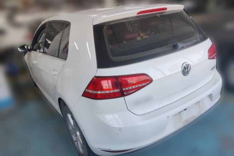 Used Volkswagen Golf 2014 1.6L Automatic Comfort Model Rear Left 45 Deg