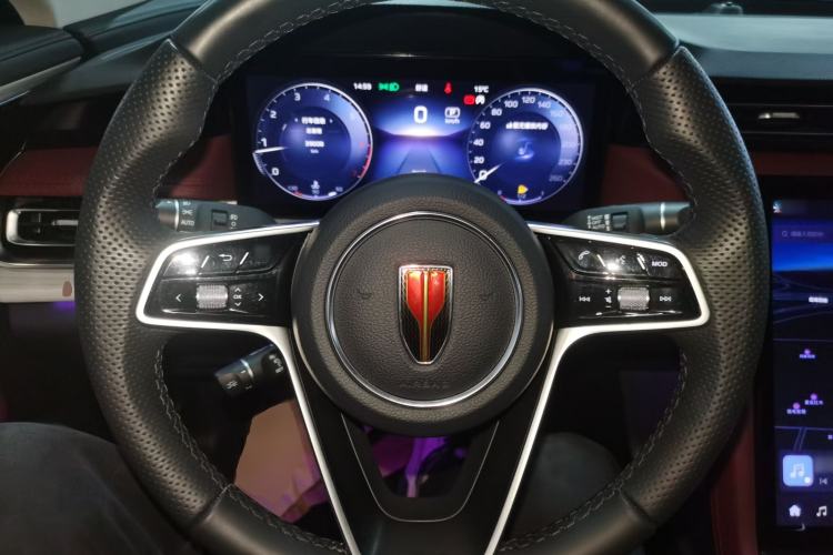 Used Hongqi H5 2024 2.0T Automatic Smart Connect Flagship Edition Steering Wheel