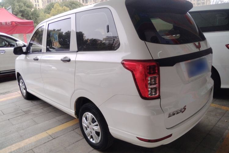 Used Wuling Hongguang 2019 1.5L S Basic Version China VI Standard LAR