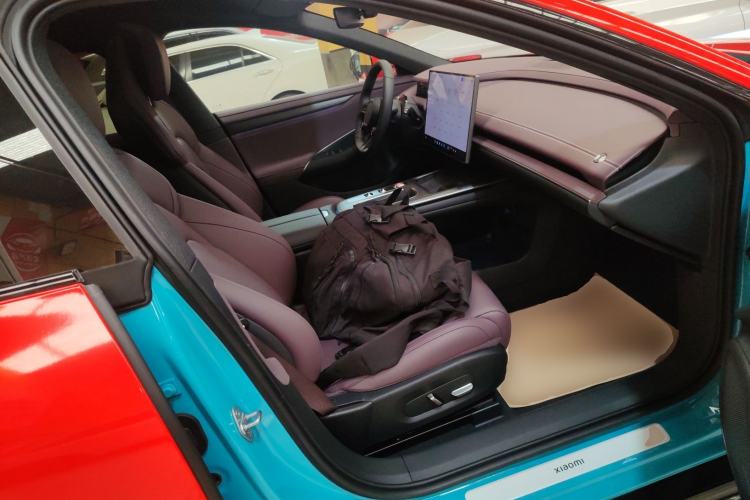 Used Xiaomi Auto SU7 2024 Rear-Drive Long-Range Intelligent Driving Version Right Front Seat