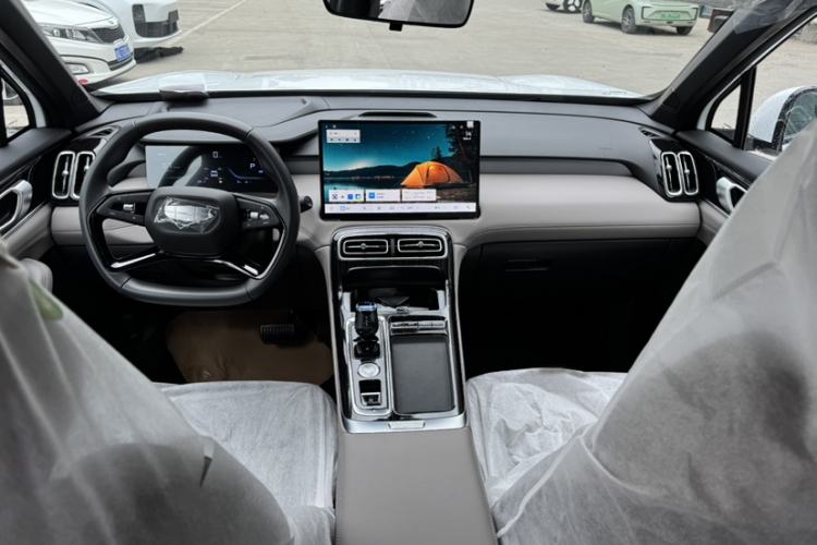 Used Geely Auto FX11 2025 4th Generation 1.5TD DCT – The Start