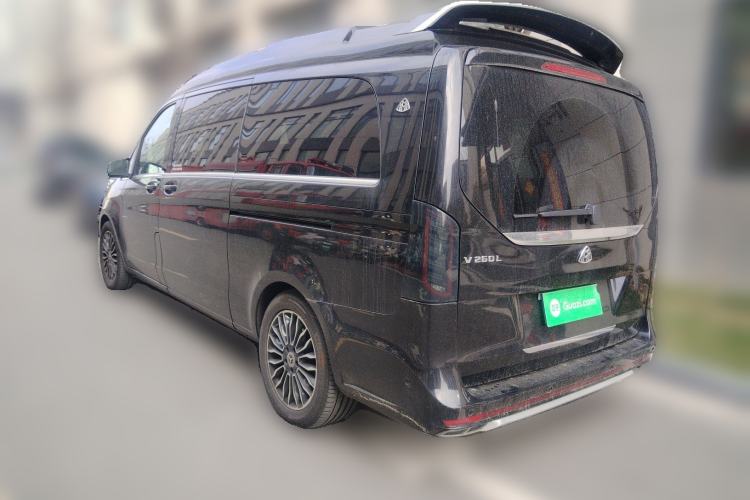 Used Mercedes-Benz V-Class 
