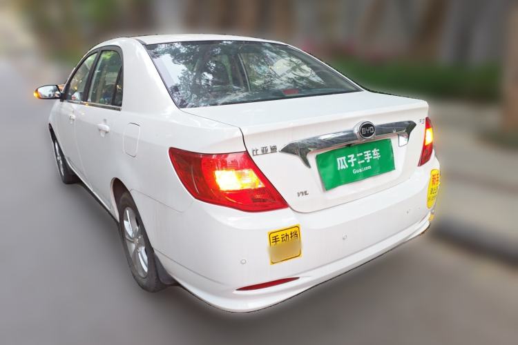 Used BYD F3 2015 Energy-Saving Edition 1.5L Manual Luxury Model
