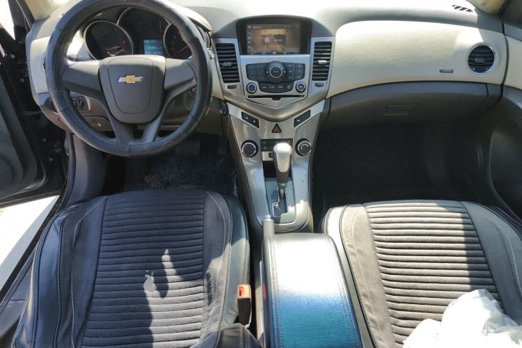 Used Chevrolet Cruze 2015 1.5L Classic SE AT
