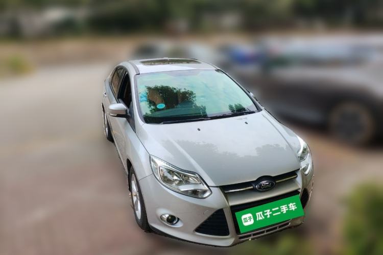 Used Ford Focus 2012 Sedan 1.6L Automatic Fashion Edition