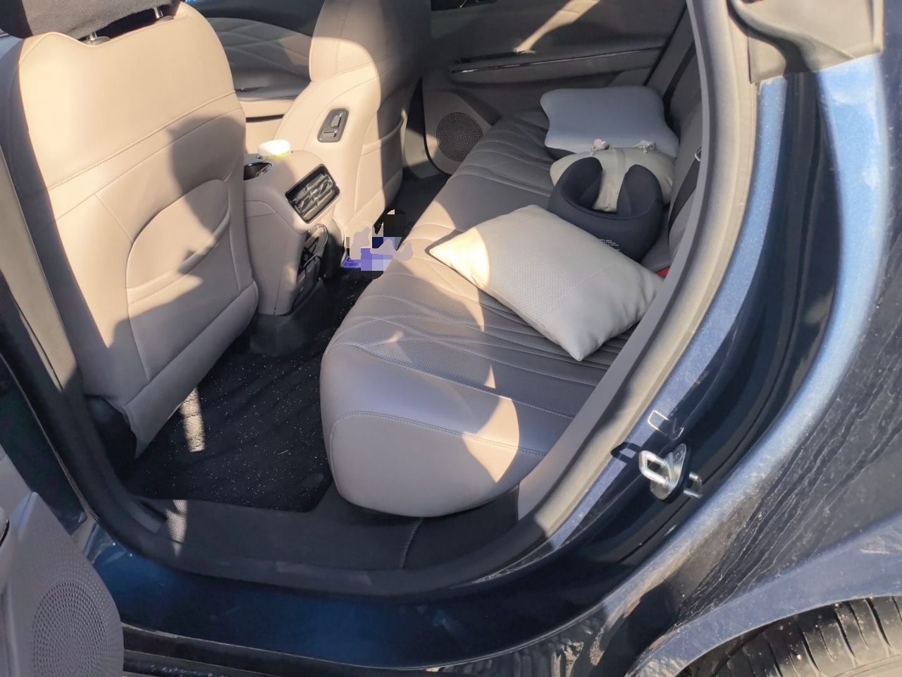 Geely Galaxy 8 2025 130km EM-i Prestige Edition — снимка 17
