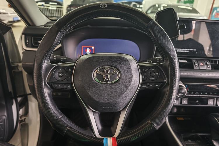 Used Toyota RAV4 2023 2.0L CVT Two-Wheel Drive Fashion Plus Edition Steering Wheel