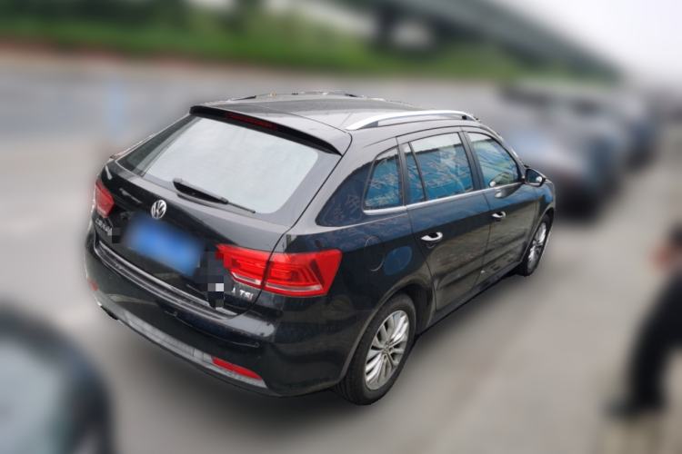 Used Volkswagen Gran Lavida 2013 1.4 TSI Automatic Luxury Model Rear Right 45 Deg