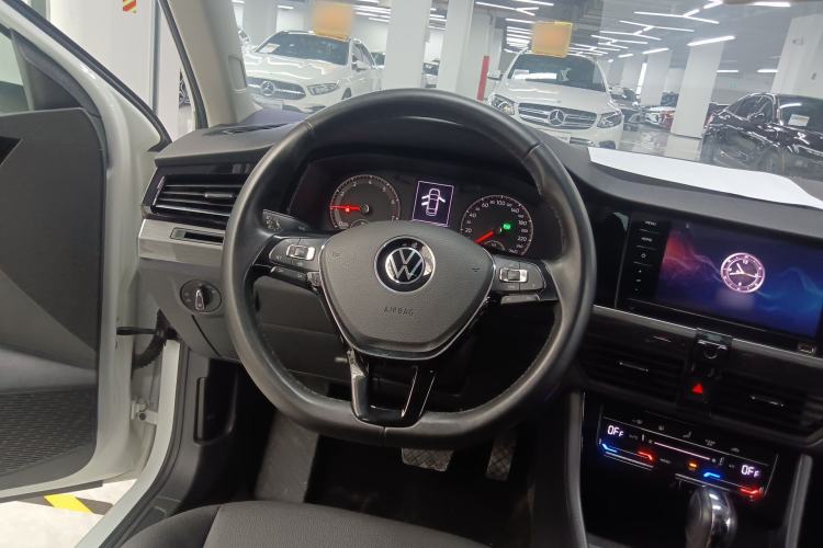 Used Volkswagen Bora 2021 1.5L Automatic Elite Smart Connect Edition Steering Wheel