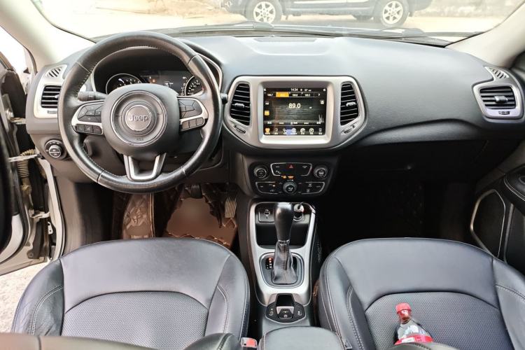 Used Jeep Compass 2017 200T Automatic Family Edition
