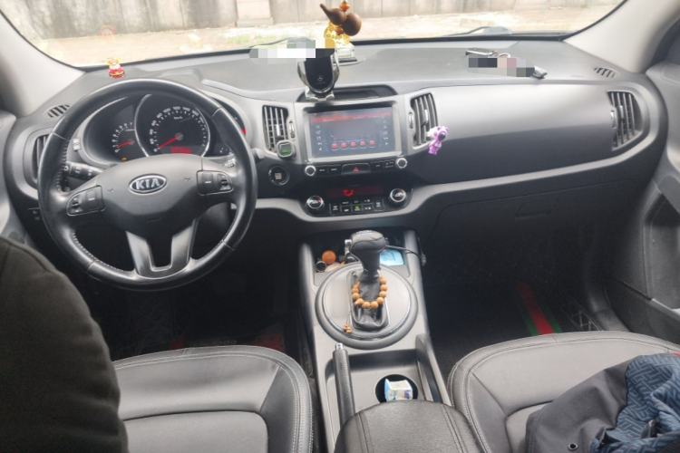 Used Kia Sportage R 2014 2.0L Automatic Two-Wheel Drive GLS Trim
