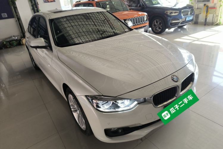 Used BMW 3 Series 2016 320Li Ambition Model

