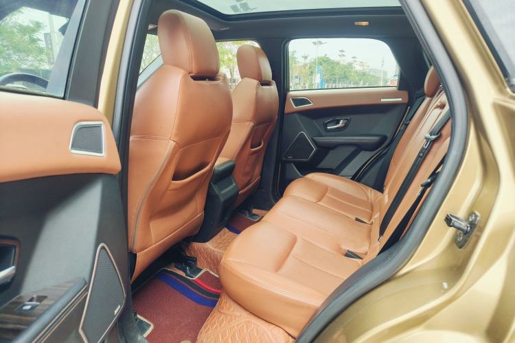 Used Land X7 2018 Geely Jingyue 1.5T Panoramic Luxury Model
