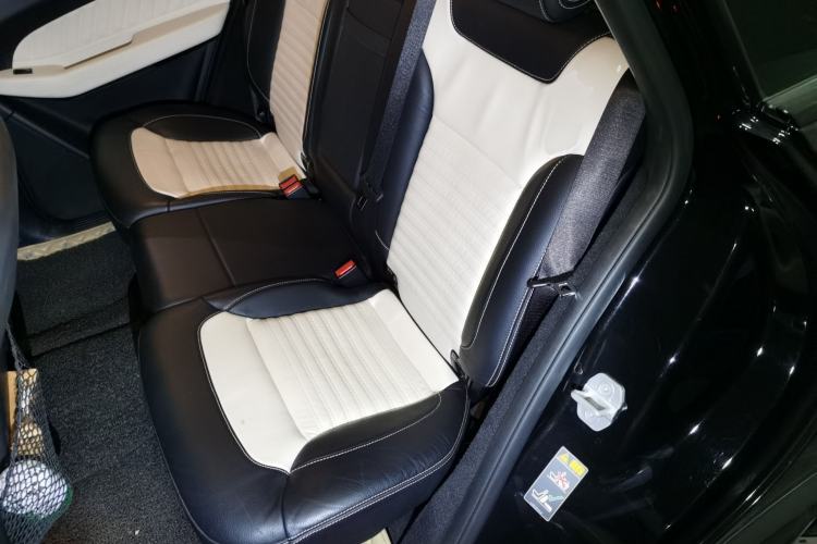 Used Mercedes-Benz GLE Coupe 2015 GLE 450 AMG 4MATIC Coupe SUV Left Rear Seat