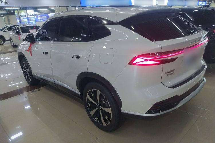 Used Roewe D5X DMH 2024 135 Tech Edition
